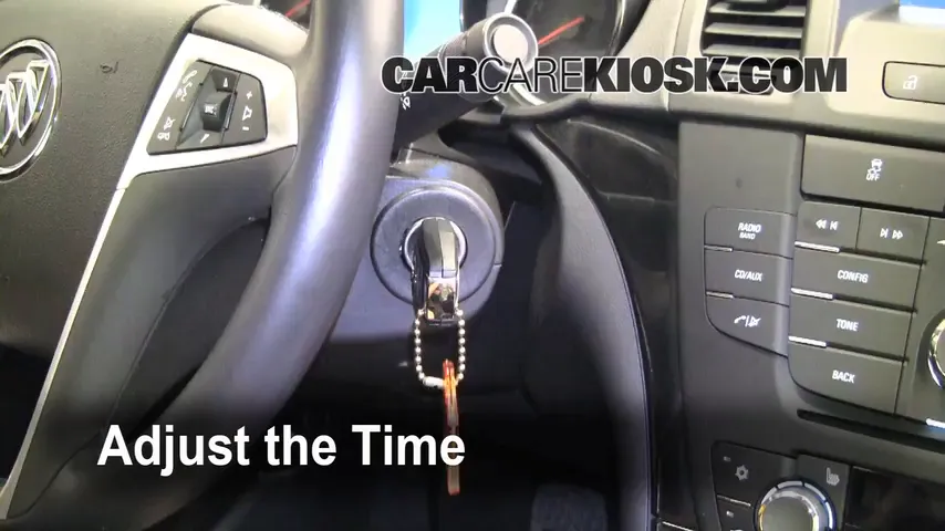 2011 Buick Regal CXL 2.4L 4 Cyl. Horloge